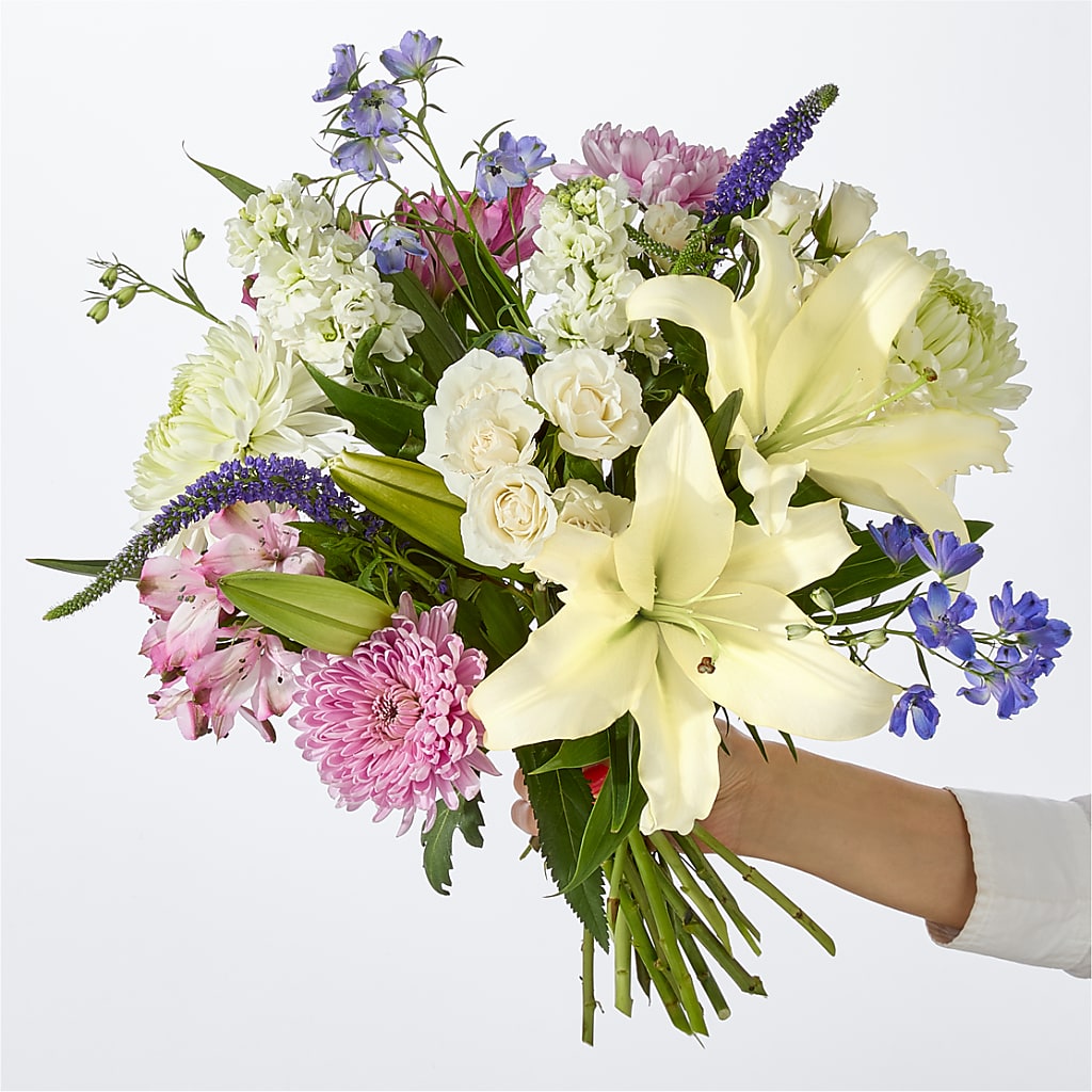Winter Celebration Bouquet – Carrs, Bellevue WA