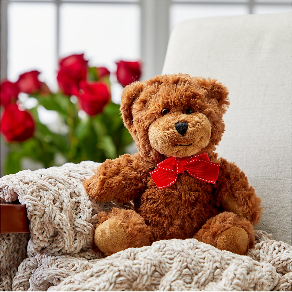 Romantic Long Stem Red Rose Bouquet Bundles – Carrs, Bellevue WA