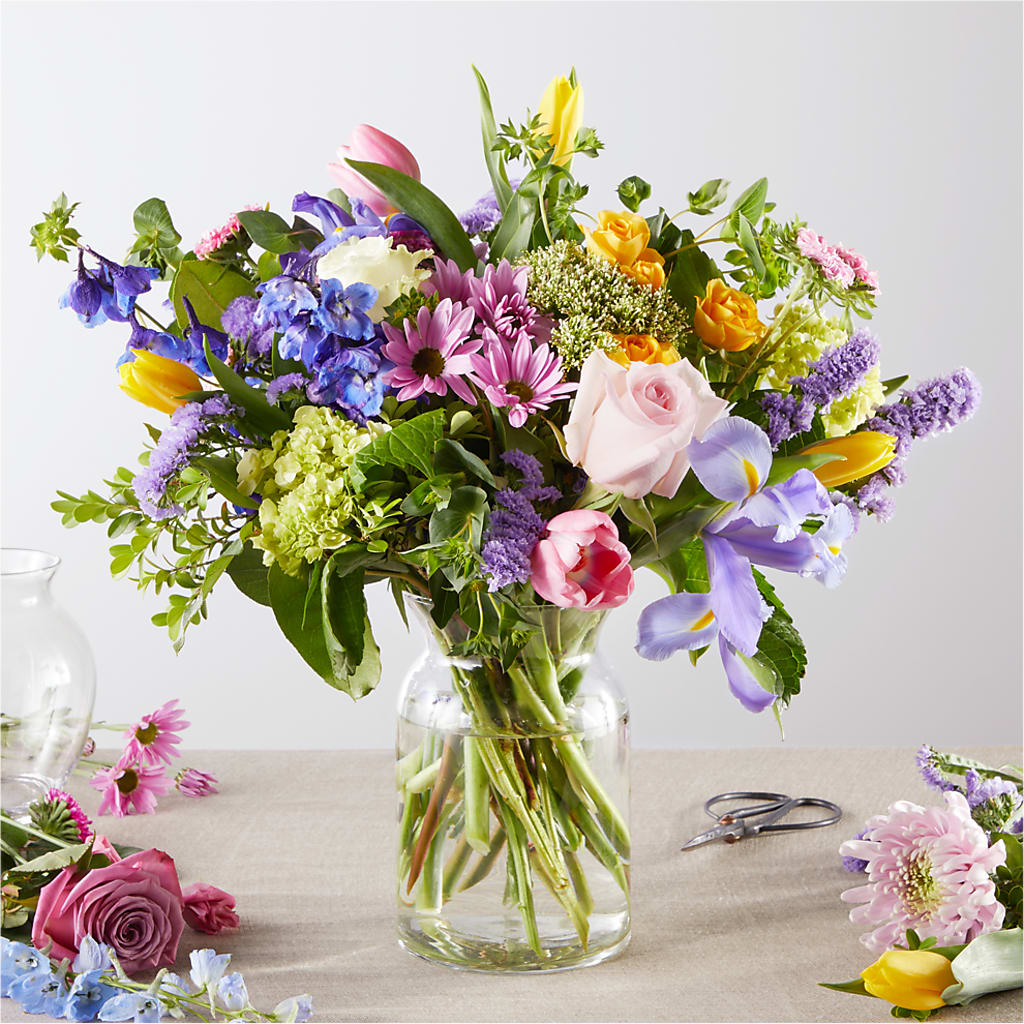 Pastel Tradition - A Florist Original – Carrs, Bellevue WA