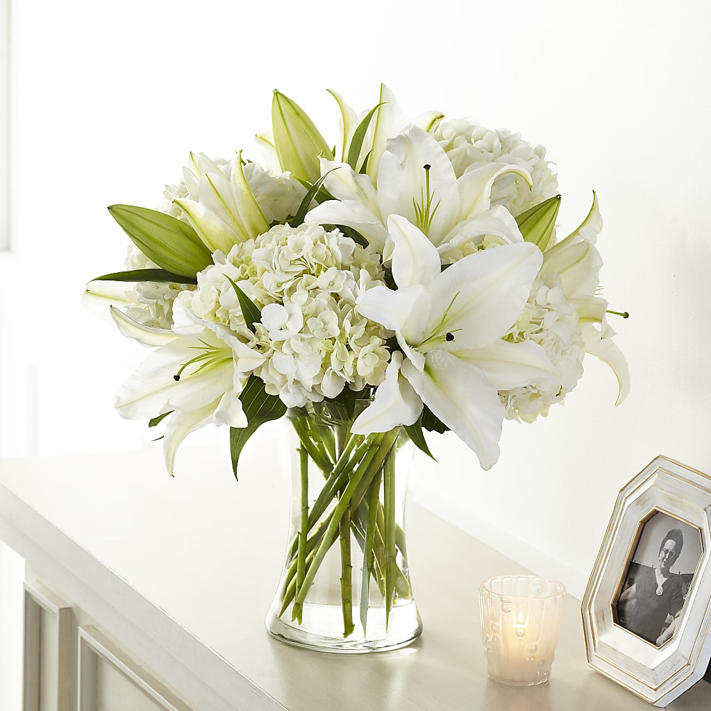 Compassionate Lily Bouquet – Carrs, Bellevue WA