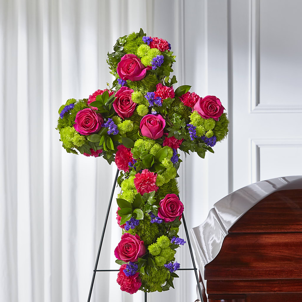 Tribute Rose Floral Cross – Carrs, Bellevue WA