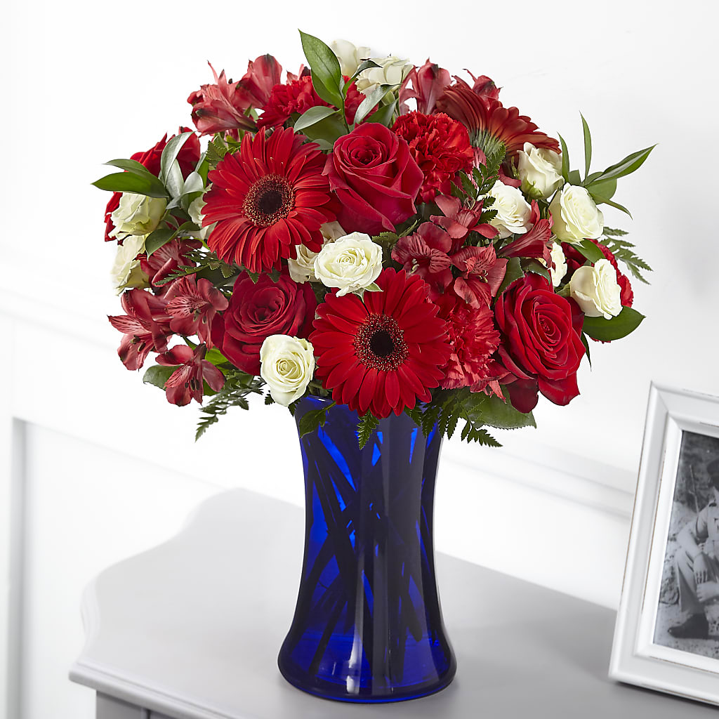 Hearts Embrace Bouquet – Carrs, Bellevue WA