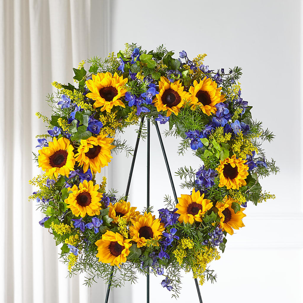 Bright Rays Wreath – Carrs, Bellevue WA