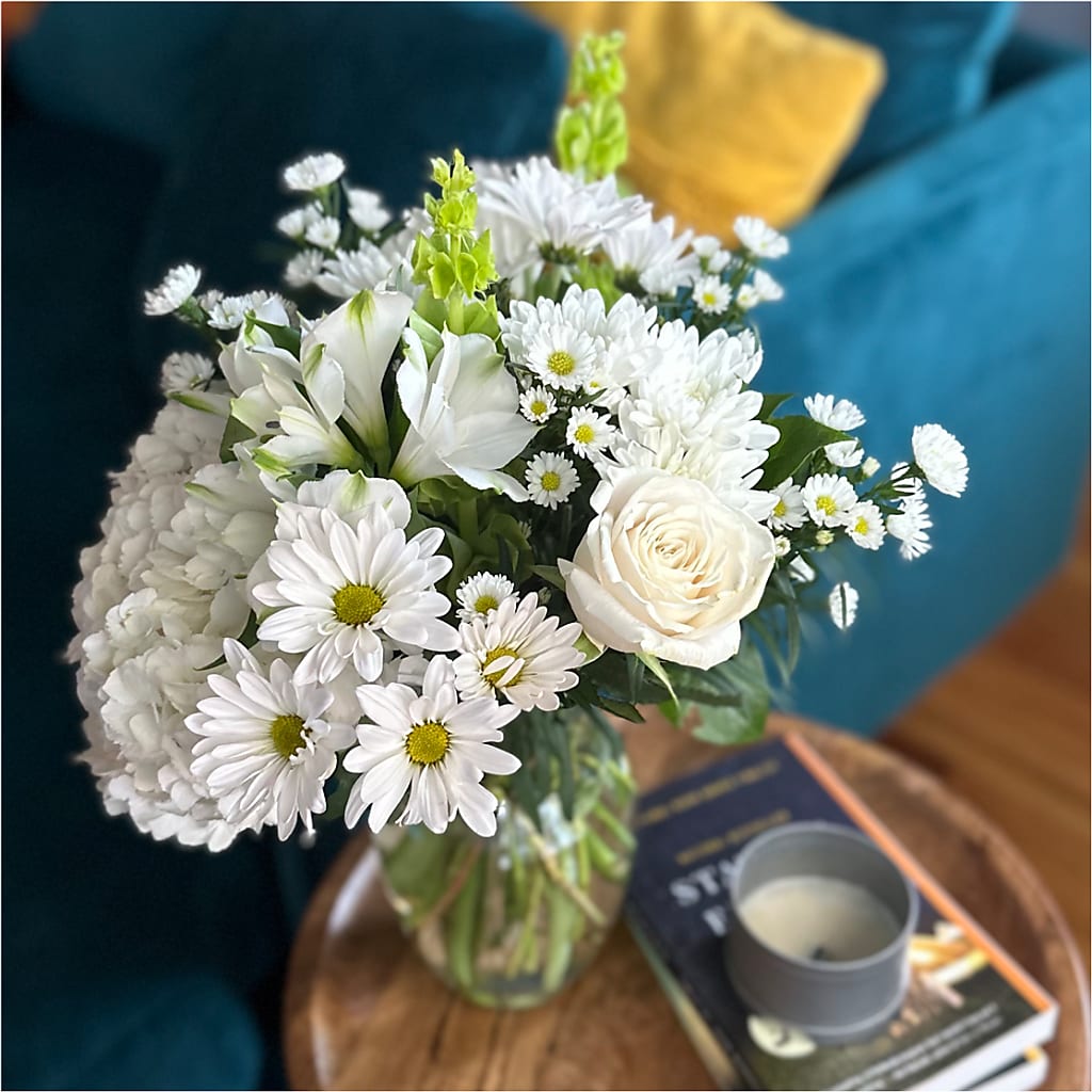 Classic Ivory – A Florist Original –  Carrs, Bellevue WA