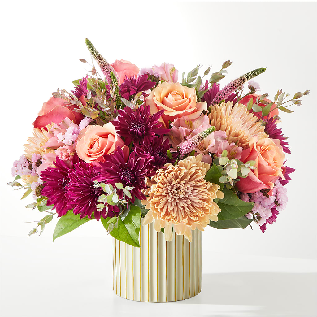 Berry Cobbler Bouquet with Ivory Vase –  Carrs, Bellevue WA